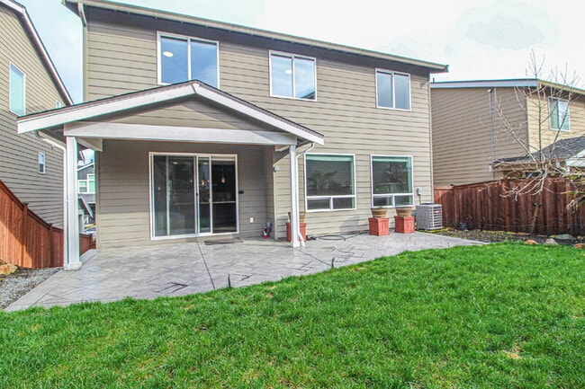 Building Photo - 1418 184th Pl SE