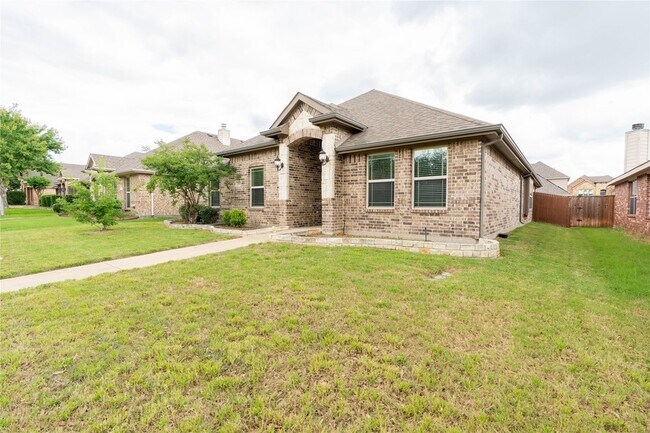 Building Photo - 210 Cool Meadows Ln
