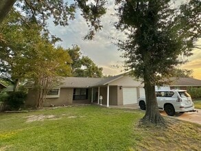 Building Photo - 2714 Tannehill Dr