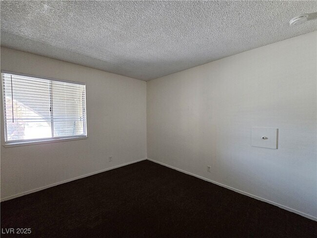 Building Photo - 5340 Retablo Ave