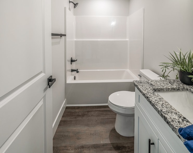 Building Photo - 126A Brookmeade Dr