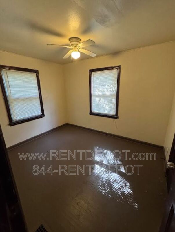 Building Photo - 1133 Bayard Park Dr