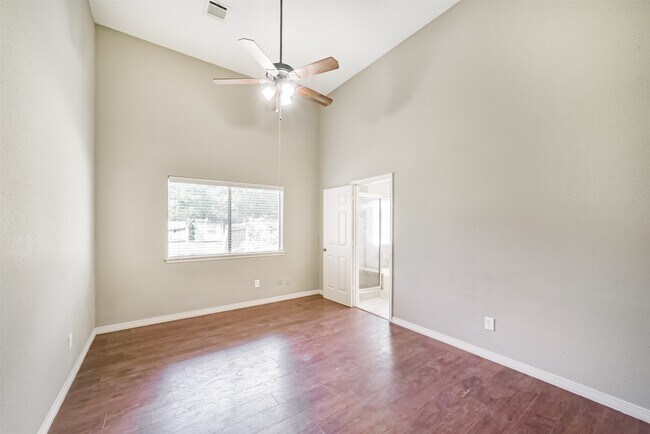 Building Photo - 12502 Miriam Ln
