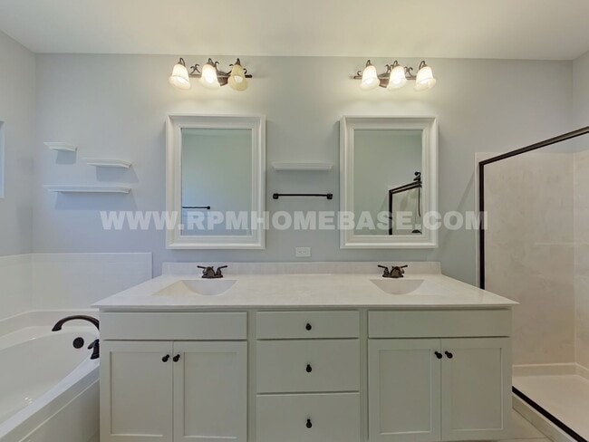 Building Photo - Elegant, 4 Bed, 3.5 bath Nearly New & Move-In Ready in Shalimar