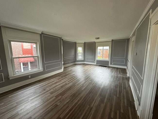 Building Photo - Charming 3 Bed, 1 Bath House for Rent in C...