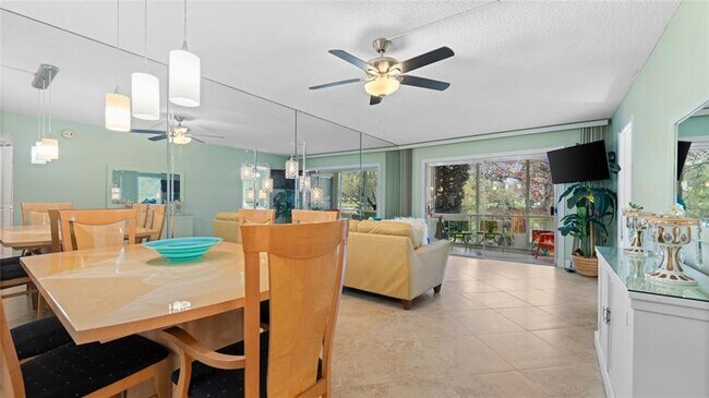Building Photo - 2710 Nassau Bend