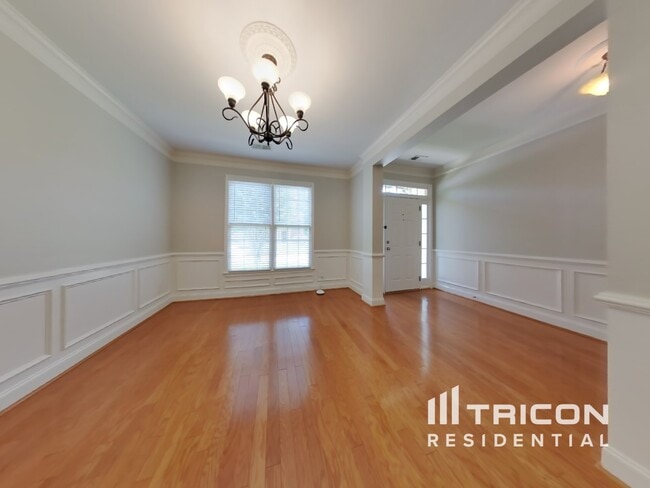 Building Photo - 46 Coopers Glen Dr SW