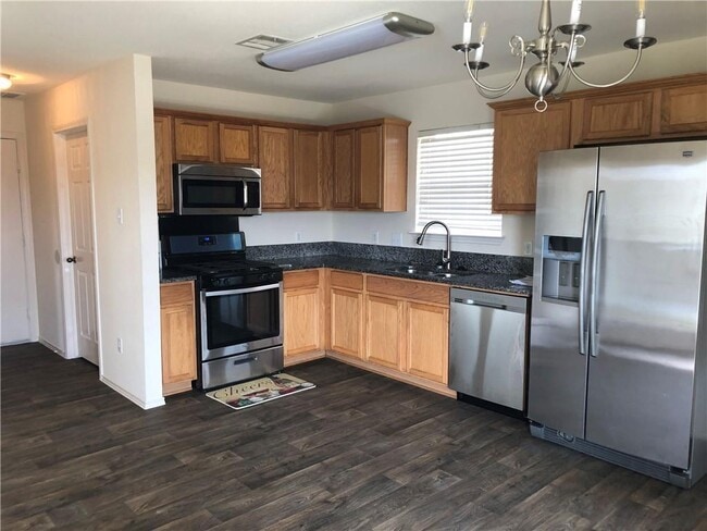 Building Photo - 201 Sweet Leaf Ln