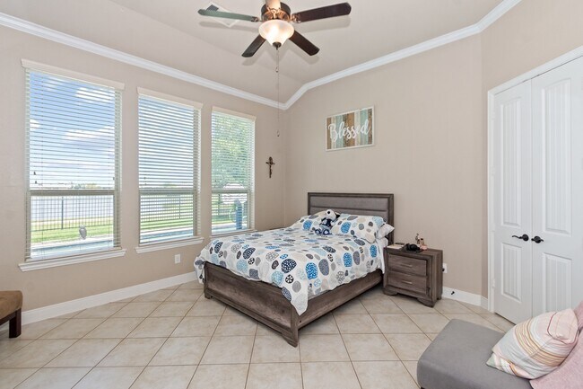 Building Photo - 20214 Parker Bend Ln