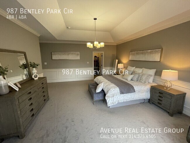 Building Photo - 987 Bentley Park Cir