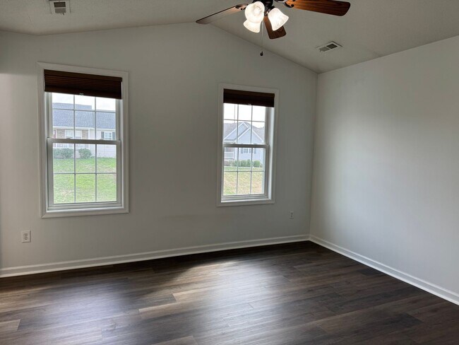 Building Photo - 2 story home with 1 car garage and fenced yard