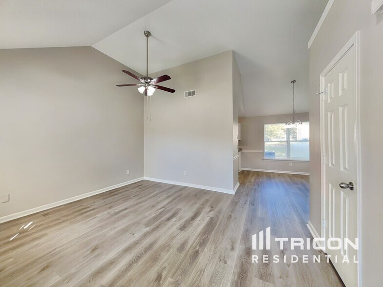 Building Photo - 5195 Bridle Point Pkwy
