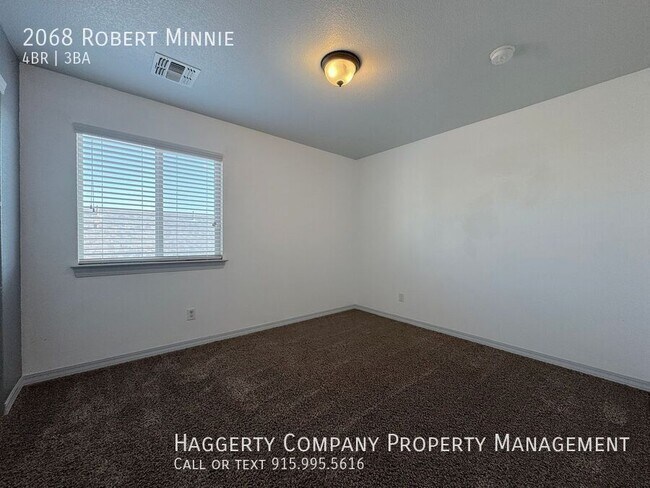 Building Photo - 2068 Robert Minnie