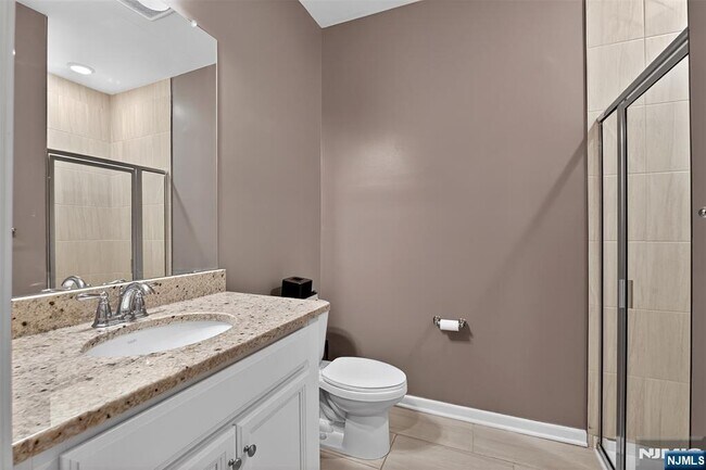 Building Photo - 28 Leahy Dr