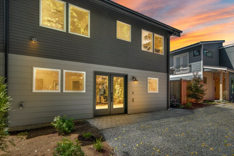 Building Photo - 7514 20th Ave NE