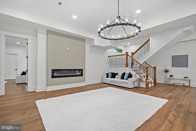 Building Photo - 811 Sligo Creek Pkwy