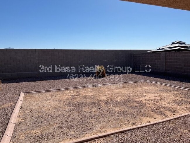 Building Photo - 11417 W Rio Vista Ln