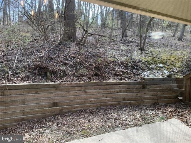 Building Photo - 468 Lynetree Dr