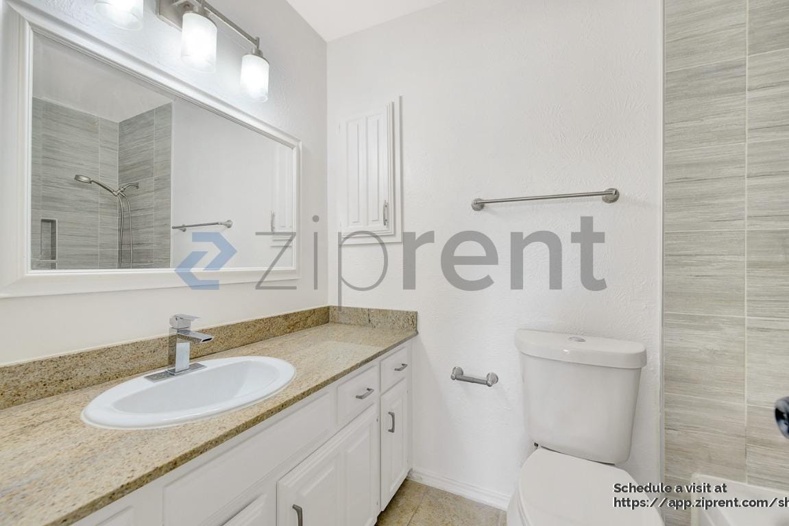 Building Photo - 14800 Enterprise Dr