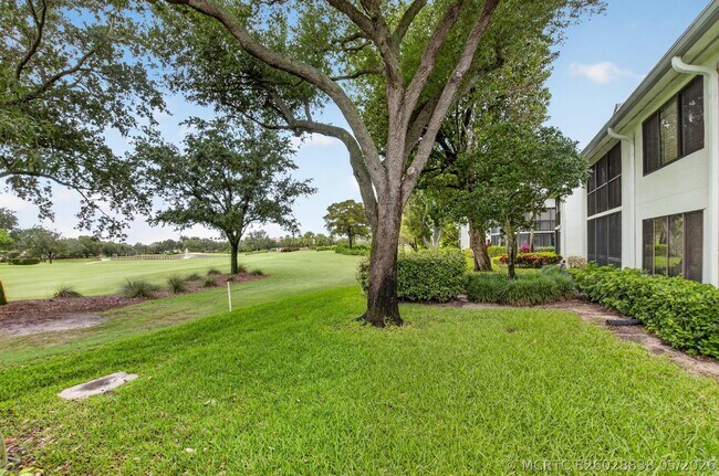 Building Photo - 7254 Clunie Pl