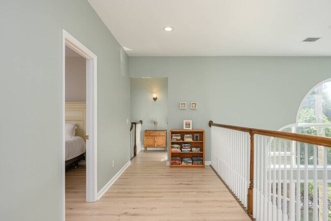 Building Photo - 3 Cassina Ln