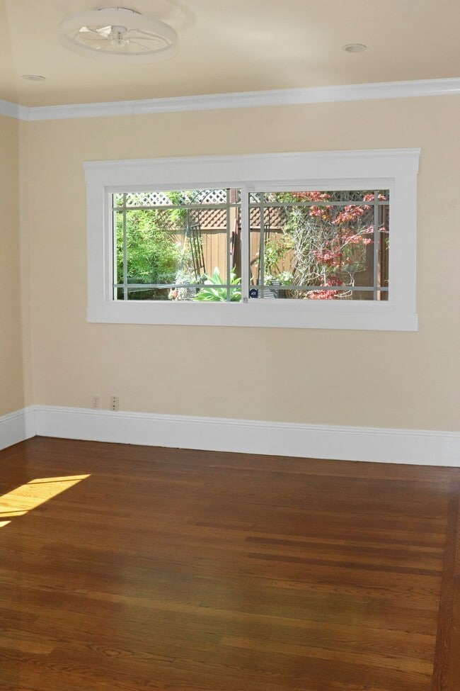Building Photo - 1399 San Anselmo Ave