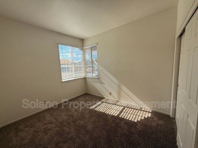 Building Photo - 316 Stamper Cir