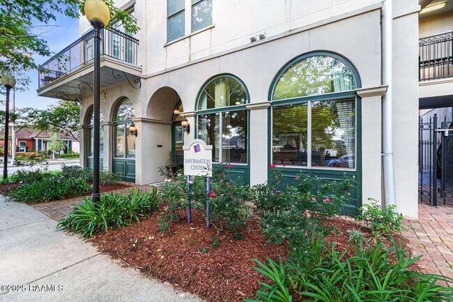 Building Photo - 201 Settlers Trace Blvd