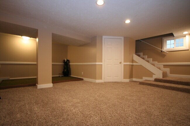 Building Photo - 233 Garfield Ave SW