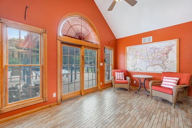 Building Photo - 8855 E 93rd Ave