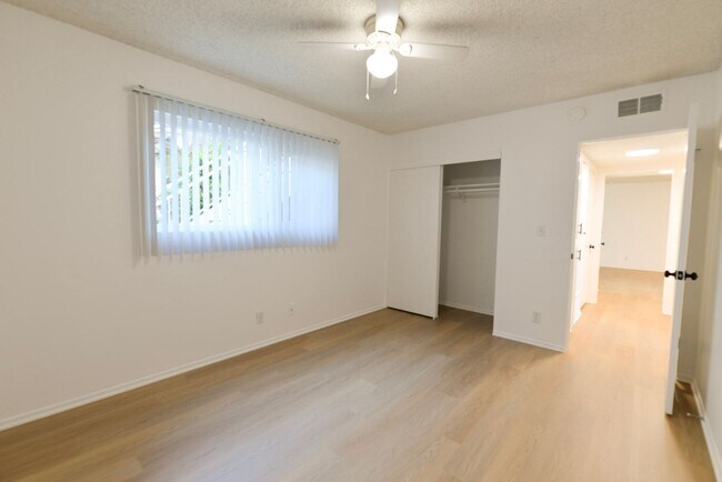 Building Photo - 306 Avenida Granada