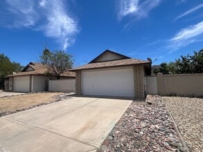 Building Photo - Charming 2 Bedroom, 2 Bathroom Home for Rent!