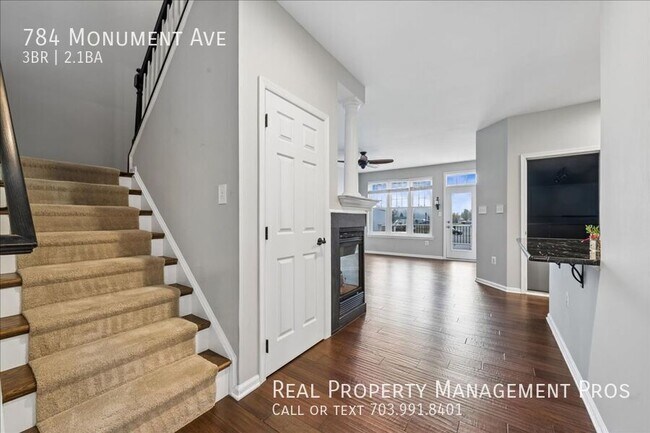 Building Photo - 784 Monument Ave