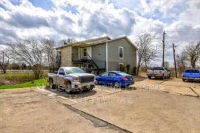 Building Photo - 8503 Colony Loop Dr