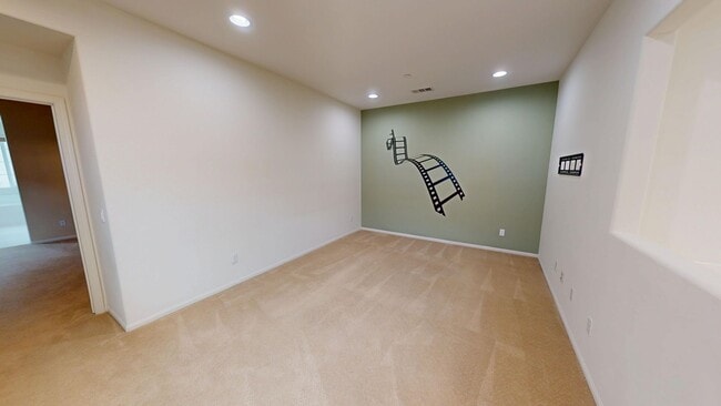 Building Photo - Former MODEL HOME | Great Location