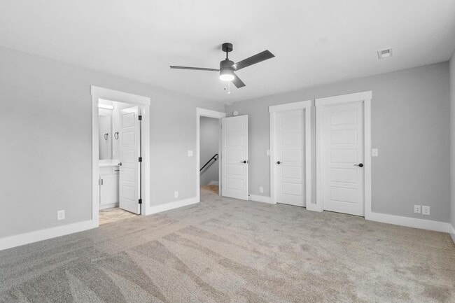 Building Photo - 302 Jonathan Wade Cir