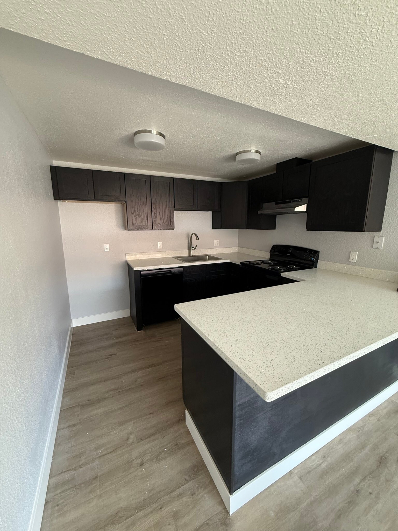 Building Photo - 7325 Florinda Way