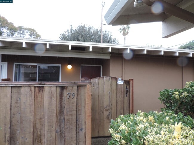 Building Photo - 1919 Ygnacio Valley Rd