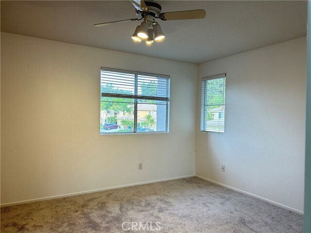 Building Photo - 10 Via Onza