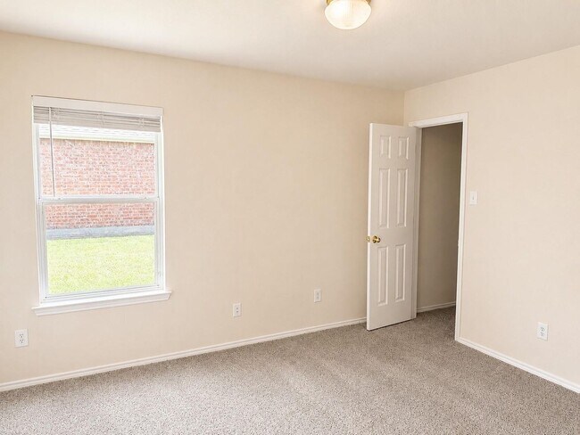 Building Photo - Thoughtfully Designed for Comfortable Living & Effortless Entertaining.