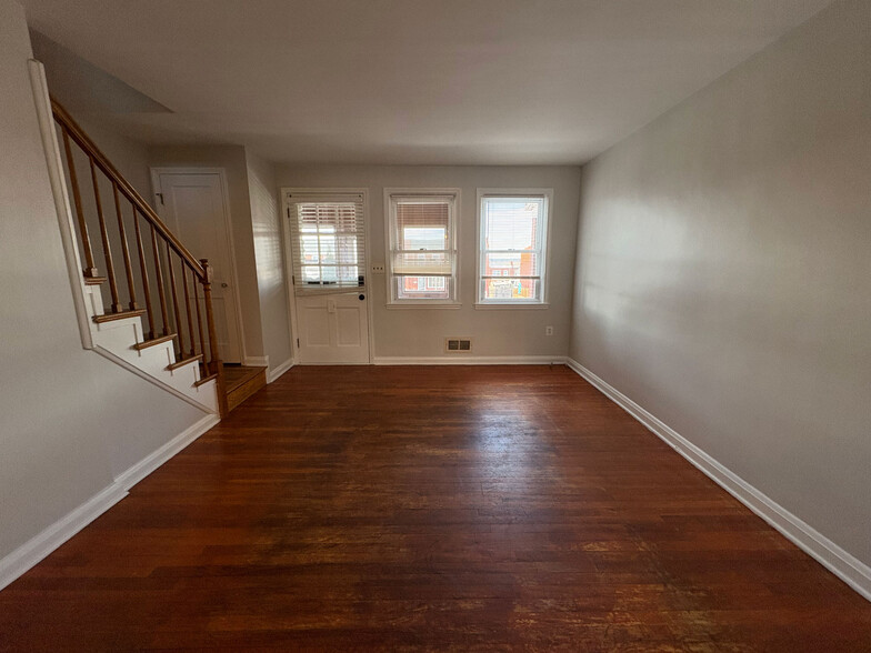 Living Room and Front Entrance - 7125 Gough St