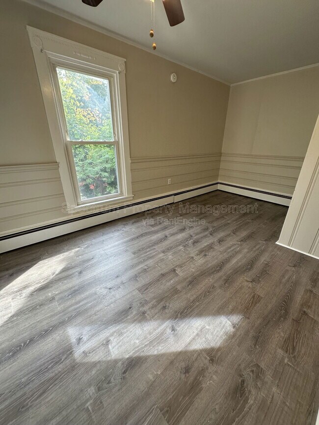 Building Photo - 73 Mt Pleasant Ave