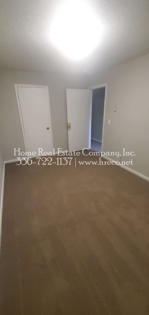 Building Photo - 1400 W Academy St