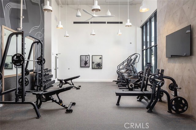 Building Photo - 551 S Harbor Blvd
