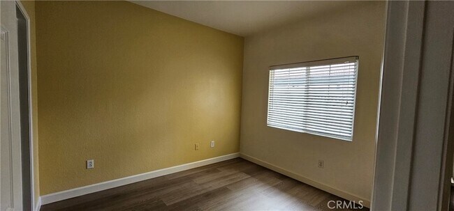 Building Photo - 41410 Juniper St