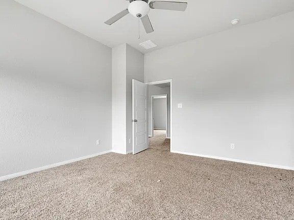 Building Photo - 13430 Sendero Roble