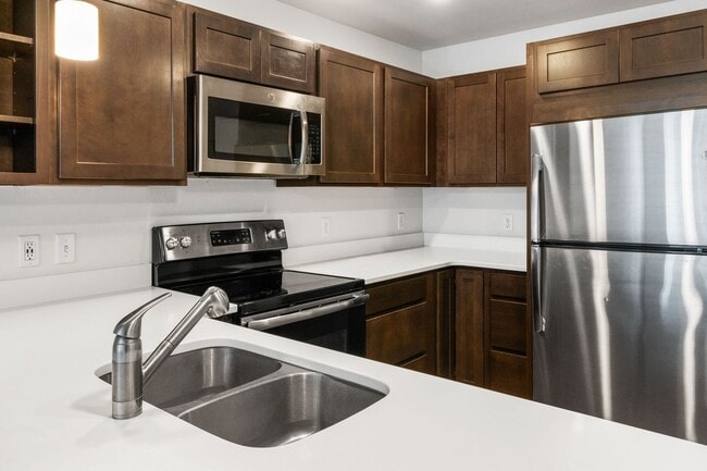 Building Photo - Explorer Units-2 Bedroom 1 Bathroom *Rent ...