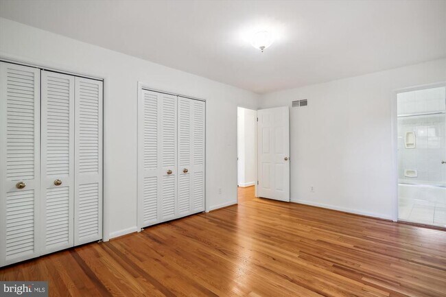 Building Photo - 6518 Wilmett Rd