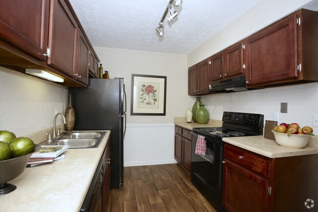 Interior Photo - Rosemont Vinings Ridge