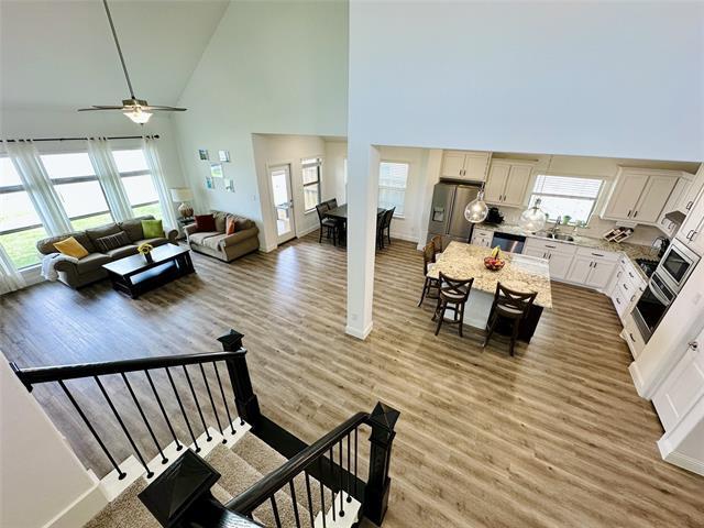 Building Photo - 16601 Hidden Cove Dr